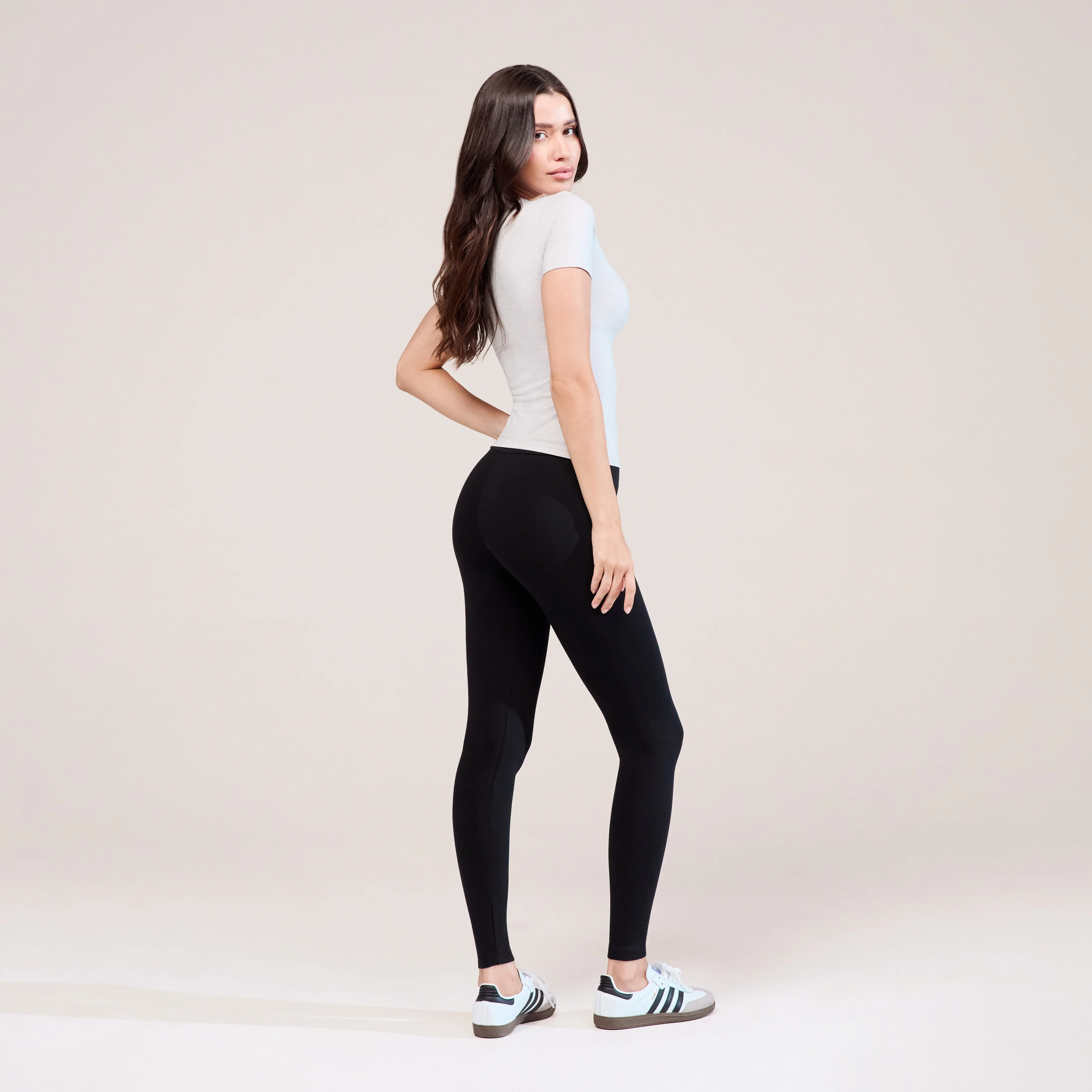 Everyday High Waisted Leggings - Black - Image 3
