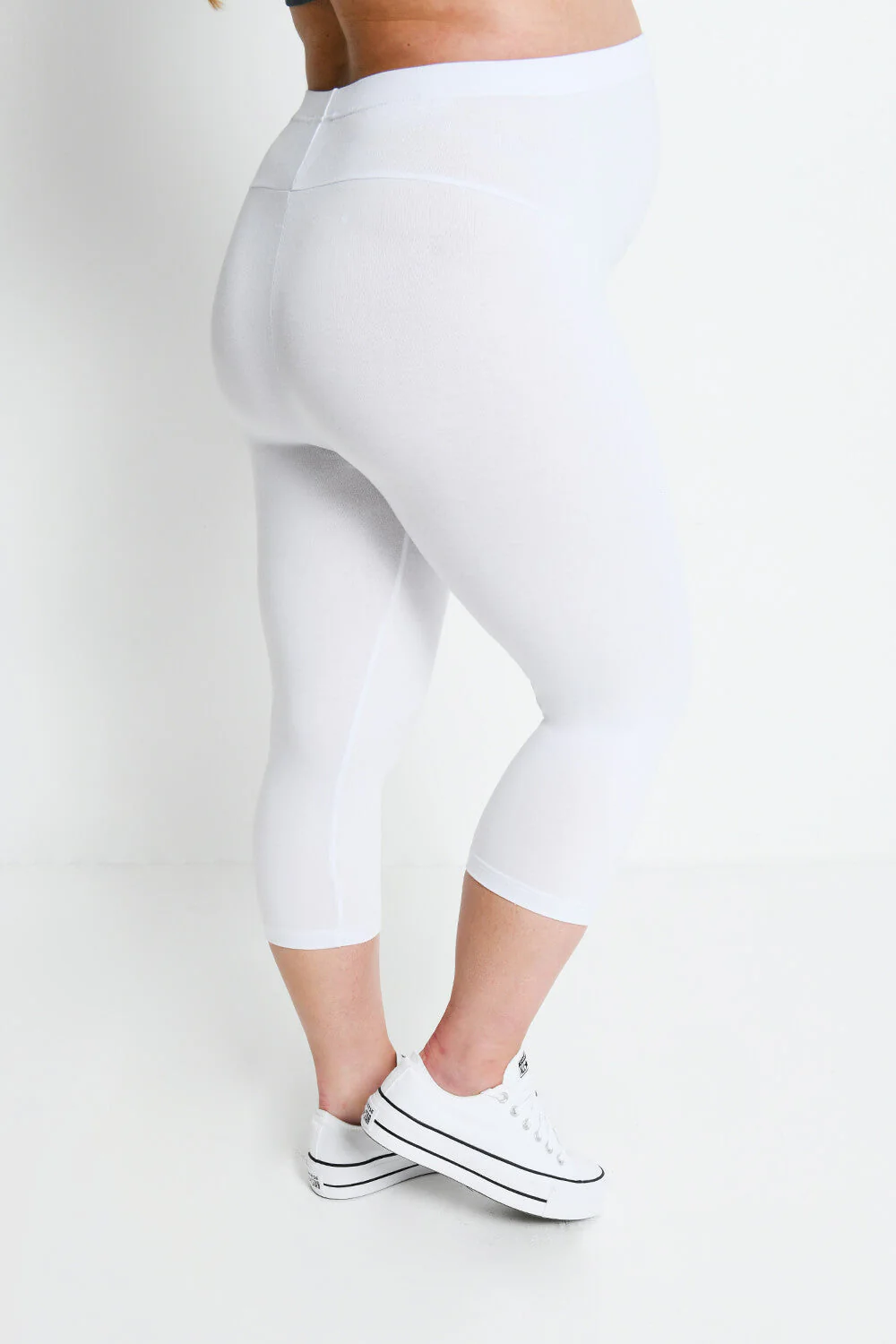 Maternity Everyday Cropped Leggings - White - Image 3