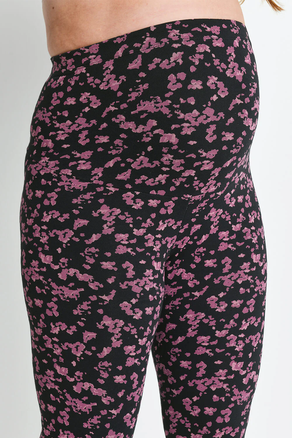 Maternity Everyday Leggings - Black/Burgundy Floral - Image 5