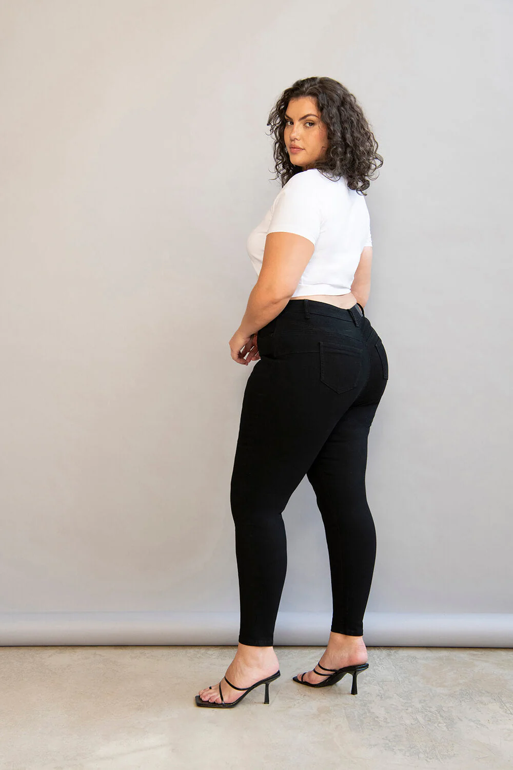Ultimate Jeggings - Black - Image 6